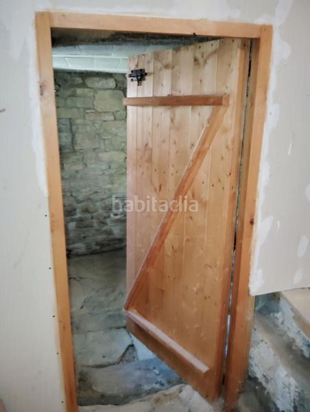 Foto 723939e1-4527-4783-b9a0-c45475abb495. Masia amb aparcament a Poblaciones Norte Jaca