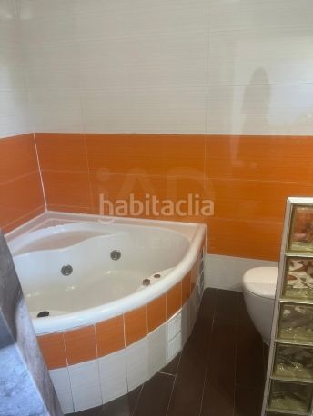 Foto bc624d76-d456-4c55-814a-10dbd12218dd. Masía en Tolbaños