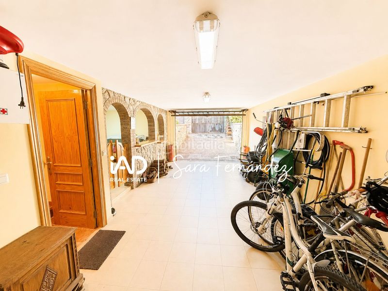Foto 0f59886d-9060-4933-bd3c-63f4373fd538. Casa amb calefacció aparcament a Sariegos