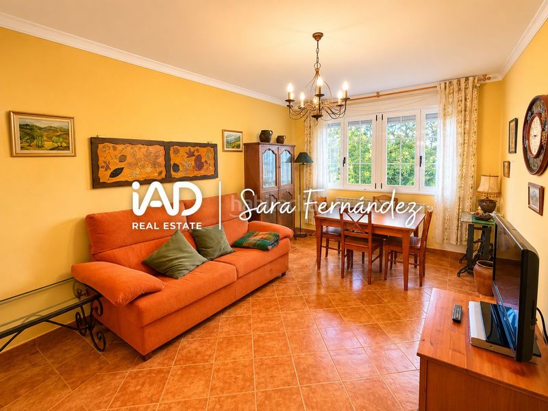 Foto 752085ec-4edb-48b3-aa58-c7e09cbeeebf. Casa amb calefacció aparcament a Sariegos