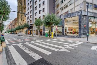 Local Comercial a Calle HURTADO DE AMEZAGA 27 27