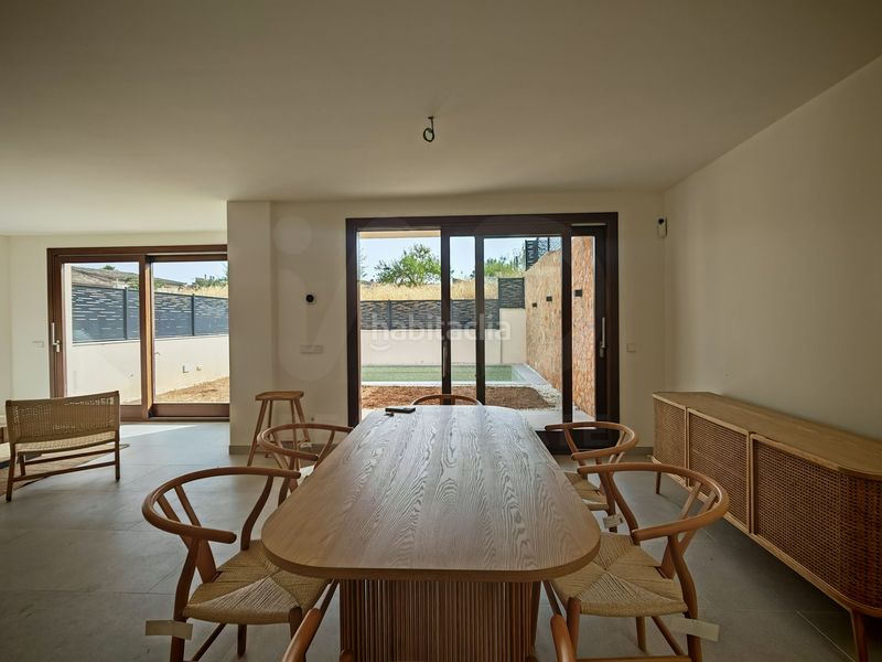 Foto b6cd5df1-6206-469f-9836-79f7c6294d15. Casa amb calefacció aparcament piscina a Alaró