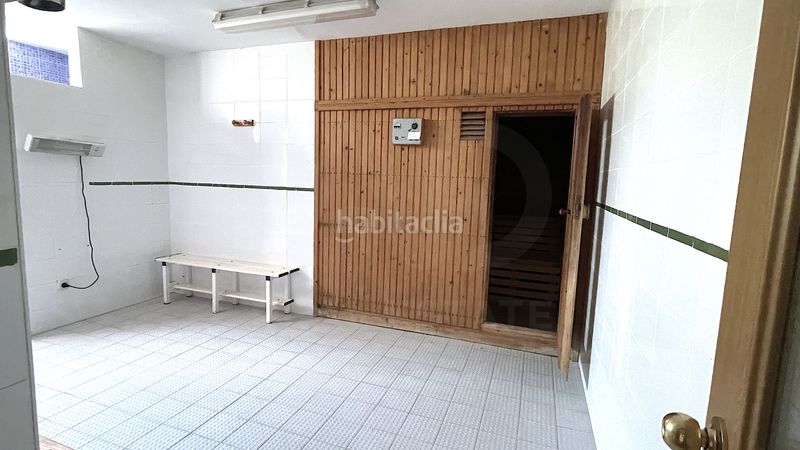 Foto 3bb40687-08ca-4588-bf19-850ff893aa56. Casa aparellada amb calefacció aparcament a Las Matas-Peñascales Rozas de Madrid (Las)