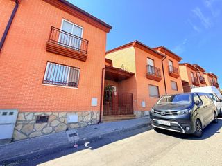 Casa aparellada a San Martín de Valdeiglesias