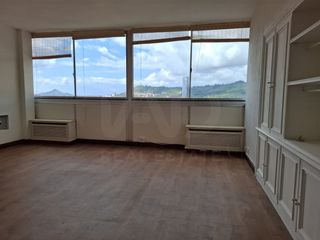 Local Comercial a Calle Hurtado Amézaga 27 27