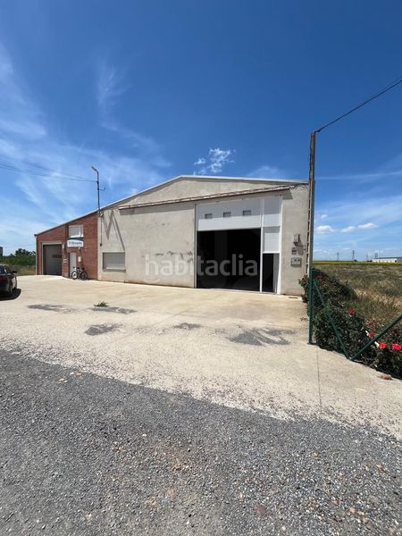 Foto 776237a9-560e-4791-979f-d5e90b9c1863. Miete geschäftsraum in calle bañeza 23 (d) 23 (d) in Pobladura de Pelayo García
