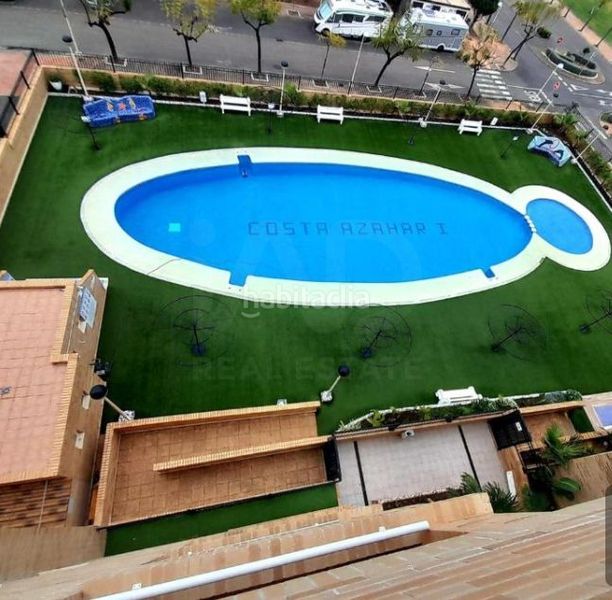 Foto 0905fe07-82d6-47b6-a8d2-d9d2a9ad45c3. Pis amb calefacció aparcament piscina a Playa Coral - Torremar Oropesa del Mar