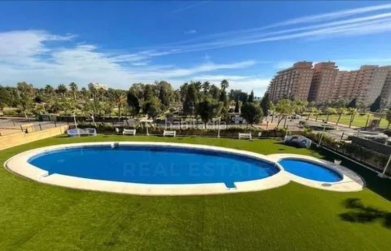 Foto 4c41eb6d-a1be-4b74-a8fa-76335948472d. Pis amb calefacció aparcament piscina a Playa Coral - Torremar Oropesa del Mar