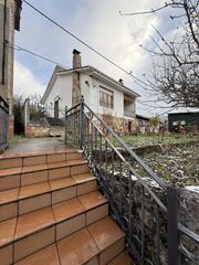 Mas à Matallana de Torío