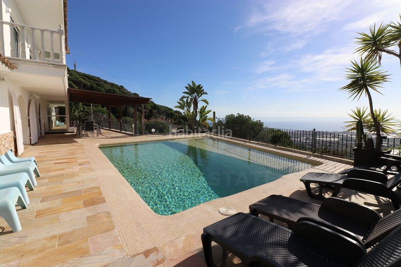 Foto 1569c76c-b06f-4832-bd65-b19ef694801a. Casa amb calefacció aparcament piscina a Cabrils