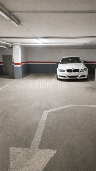 Foto 8976e5f4-9be7-46ac-a469-00e4f5761f99. Aparcament cotxe a Calella