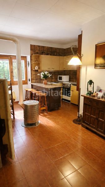 Foto fcdd2780-5b74-4994-be60-ea69a8e42c4b. Masía en Àger