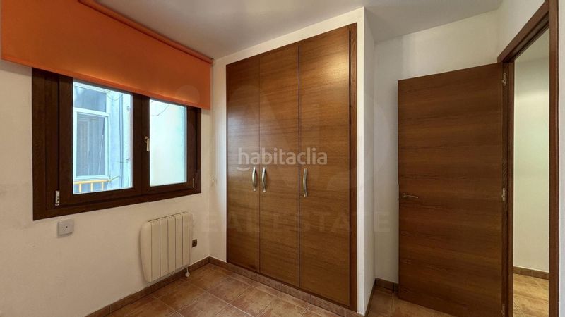Foto 33048726-ee90-4a36-b9fb-df830626b194. Pis amb calefacció aparcament a Deltebre
