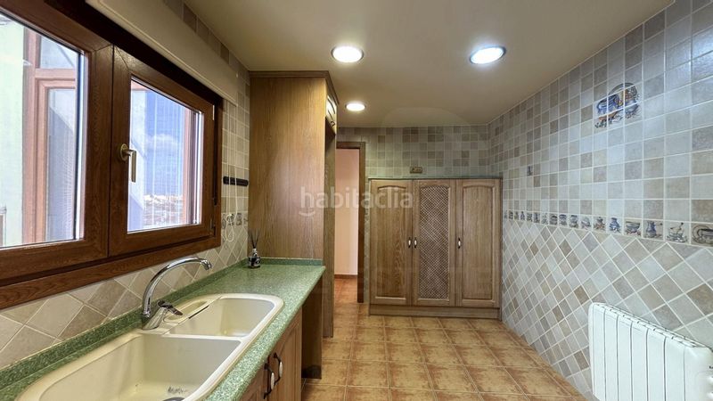 Foto 93f45136-635a-45a3-8657-5fbd545b3225. Pis amb calefacció aparcament a Deltebre