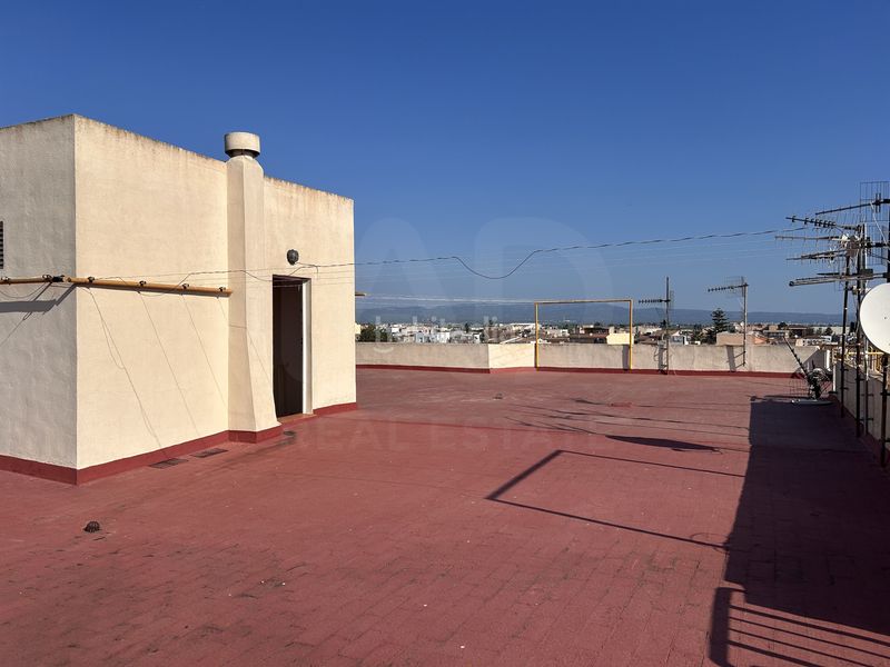 Foto d8729fcc-23d3-4b31-b4fe-f0e1187e18fe. Pis amb calefacció aparcament a Deltebre
