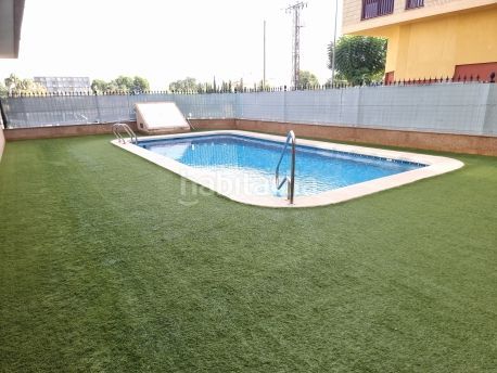 Foto f0735e47-4948-48ff-a6fd-3599e309ac4f. Pis amb aparcament piscina a Albatera
