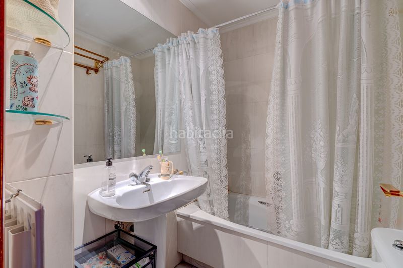 Foto be1cb8ec-3e1e-45e4-980b-f7490f400ef2. Dúplex amb aparcament piscina a Mioño-Santullán Castro - Urdiales