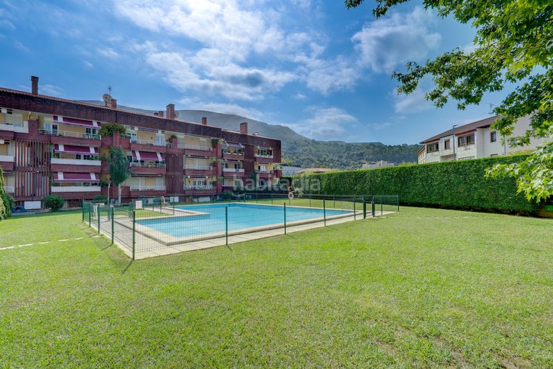 Foto e5d190db-0c3a-4deb-9261-e0667a86b840. Dúplex amb aparcament piscina a Mioño-Santullán Castro - Urdiales