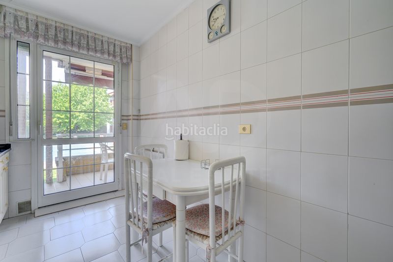 Foto eee7fe17-9898-4799-b4f3-ee39b8685f75. Dúplex amb aparcament piscina a Mioño-Santullán Castro - Urdiales