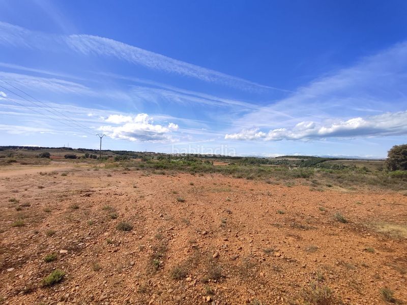 Foto a7f728e7-b0b3-4757-a698-97c589801f80. Finca rústica a Valdefresno