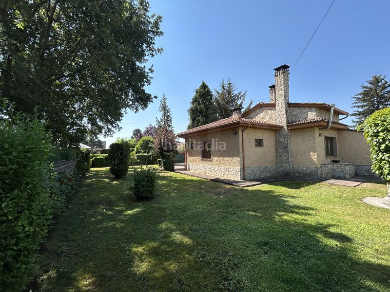 Foto a0248554-3f79-48b0-a30e-59a39aa31031. Chalet en Villadangos del Páramo