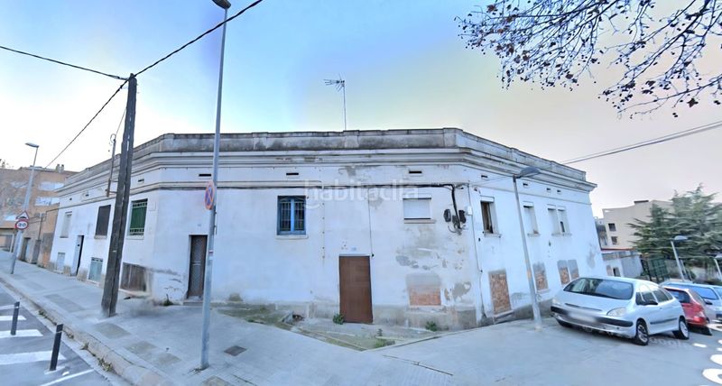 Foto 1d845abc-a96c-4e99-9b9a-082e2cfaf957. Edifici a Ca n´Alzamora Rubí