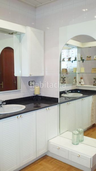 Foto 0c5448f3-b864-42fd-a7c5-1e72c2e5dc9f. Casa amb calefacció aparcament a Polinyà