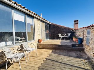 Casa aparellada a Torrefeta i Florejacs