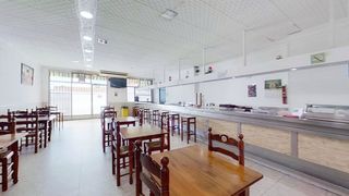 Local Comercial en Avenida Don Álvaro 25 25