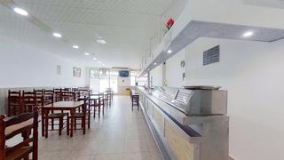 Local Comercial  Avenida don álvaro 25 25