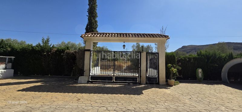 Foto 8731d6b7-eebe-4716-baa6-b33f0f357665. Haus mit heizung parking pool in Campo Alto-Club de Campo Elda