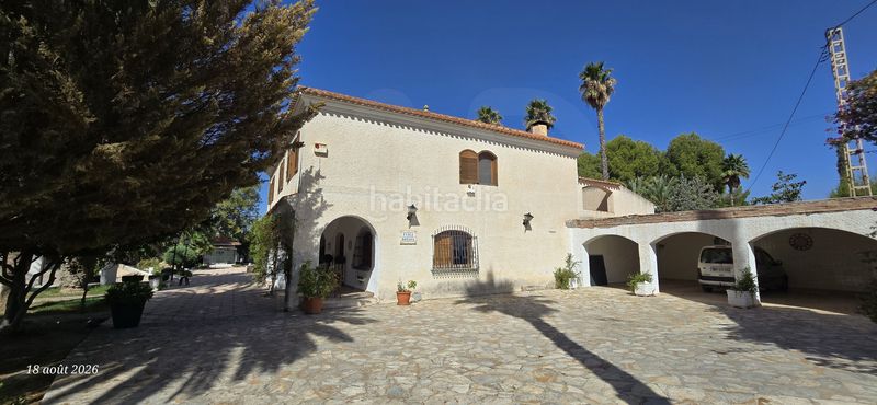 Foto bb8deaee-508a-42f3-a039-14b98433155d. Haus mit heizung parking pool in Campo Alto-Club de Campo Elda