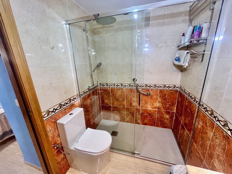 Foto 4f0c8c9d-366c-4fd8-99a8-9b676a961e42. Pis amb calefacció aparcament piscina a Acapulco Oropesa del Mar