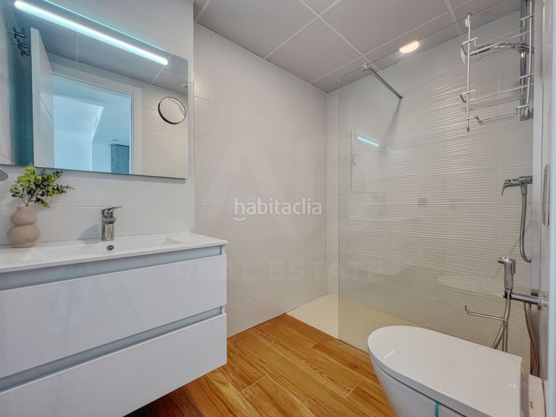 Foto 504e9724-4ece-4e3b-b226-2305a83dc59a. Pis amb aparcament piscina a Devessa - Monte Pego Dénia