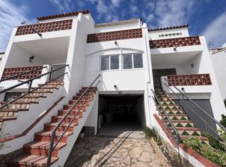 Casa bifamiliare in Puig Rom-Canyelles-Almadrava
