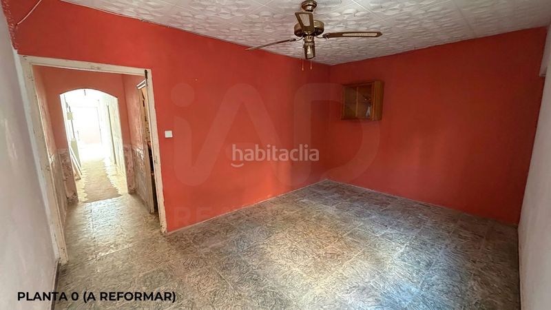 Foto 028cba2c-bd6e-408e-88b0-bebbe4a13dec. Casa aparellada amb calefacció a Cirera Mataró