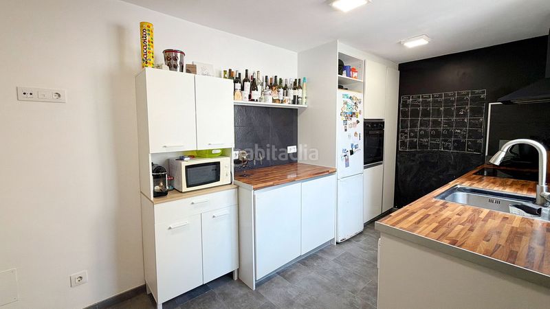 Foto d7f8a754-06d7-4eb1-9d31-c7a026ad5a56. Casa aparellada amb calefacció a Cirera Mataró