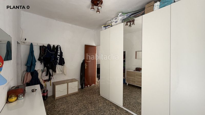 Foto edfa128a-abe4-4910-9b8e-f5c75903be2c. Casa aparellada amb calefacció a Cirera Mataró