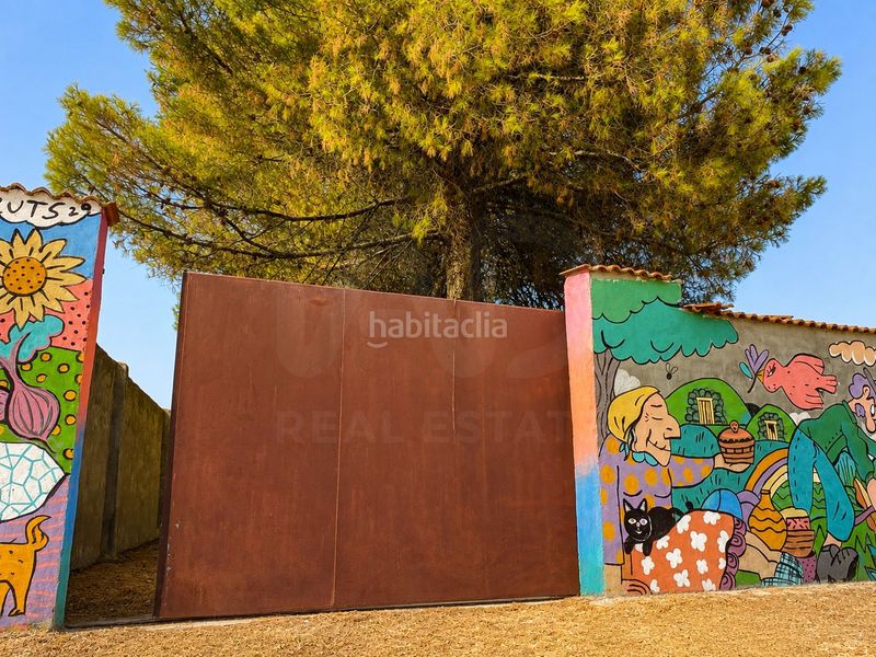 Foto 75d6a84b-1f38-41e8-9da7-f78bf90aa979. Masia amb calefacció aparcament a Olombrada