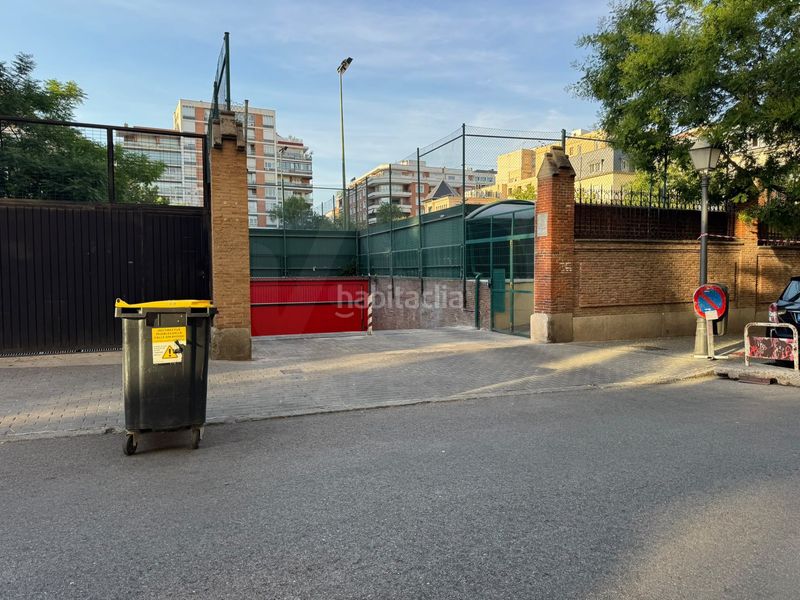 Foto b1d30b51-5c76-4370-91b5-9f761dc1b1db. Aparcament cotxe a Almagro Madrid