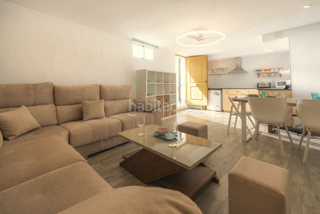 Foto 0e5e652e-020a-49a1-bacb-63327ed739b9. Casa aparellada a Tarifa ciudad Tarifa