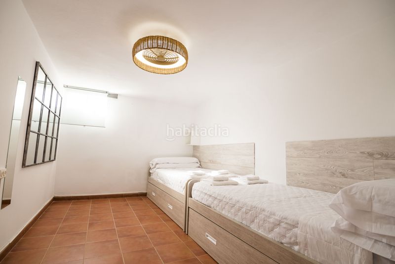 Foto 1daa8c7d-5aff-45da-8f68-aeb981475d65. Casa aparellada a Tarifa ciudad Tarifa