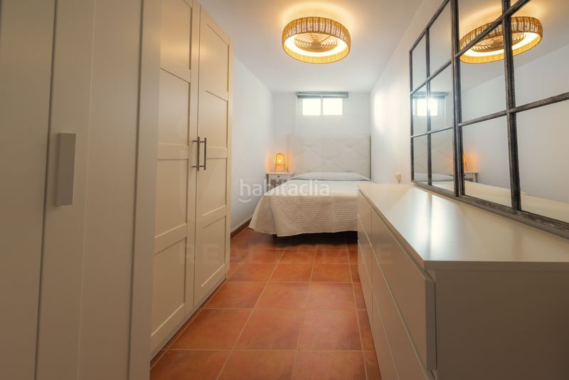 Foto c12fdd4d-7c12-4a96-b6fa-a9f0ce7800be. Casa aparellada a Tarifa ciudad Tarifa