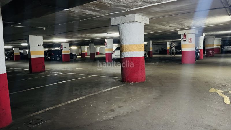 Foto 7bf04ebe-d831-4d39-917f-10b1d7a5a67d. Aparcament cotxe a Estrella Madrid