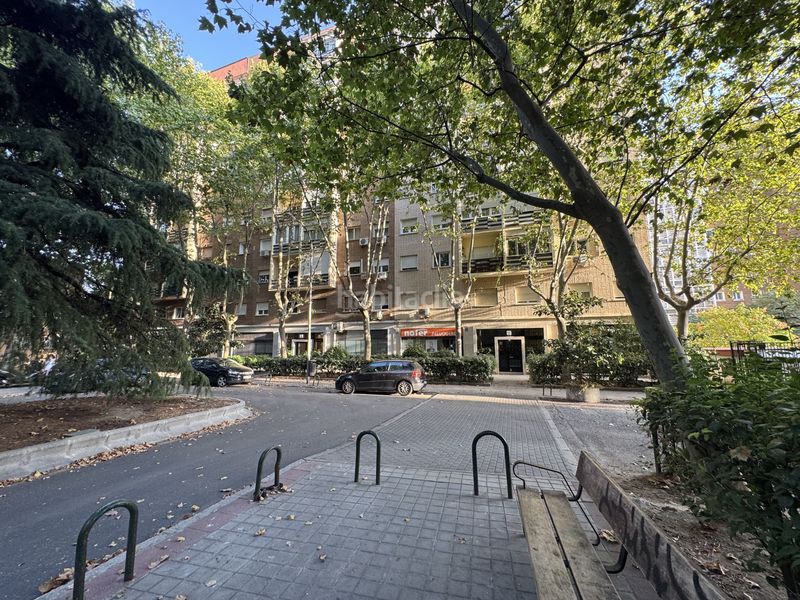 Foto c303576a-24f0-4c86-b54b-d7335223da8b. Aparcament cotxe a Estrella Madrid
