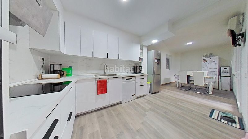 Foto f2d264c1-ba52-4bf1-9cc6-9c5fc7382fc3. Casa amb calefacció a Almenara