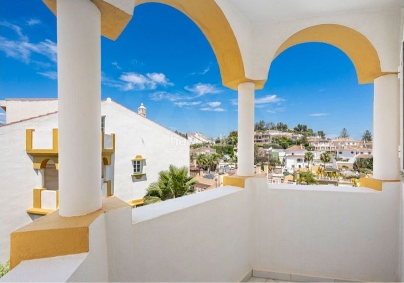 Foto 080ddf40-d412-452f-9ed0-95441f98dd34. Casa amb calefacció aparcament piscina a La Malagueta - Monte Sancha Málaga