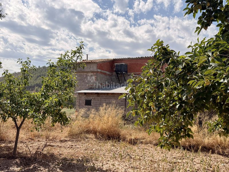 Foto 5d2fbfa5-47a4-4bf4-9ce2-8a9155ac7d89. Casa amb aparcament a Viver