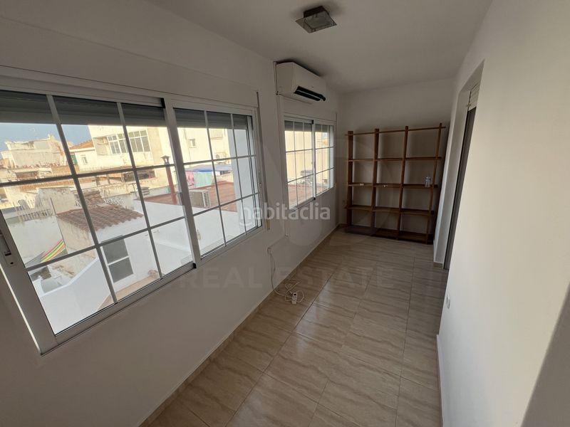 Foto 94fb2a8e-494c-4457-9647-e611883f543d. Dúplex en Centro Alcázares (Los)