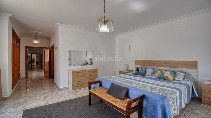 Foto b91d6563-6922-4f8d-9154-c08ade1e3730. Xalet amb calefacció aparcament piscina a Centro Pedreguer